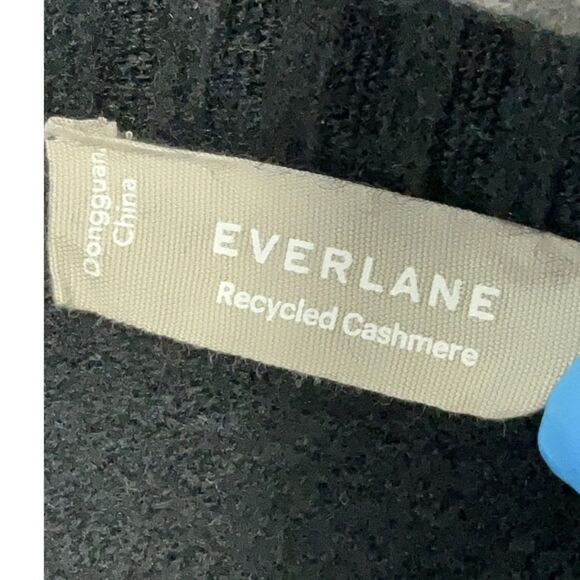Everlane Recycled Boxy Everyday Cashmere
Soft Sweater Black Minimalist Size L - Picture 6 of 10